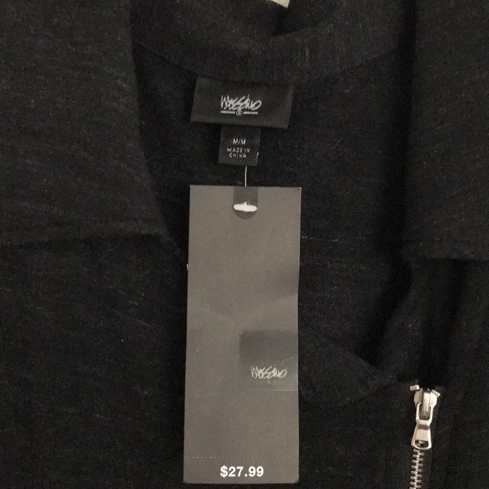 Zipper Vest - Picture 2 of 4